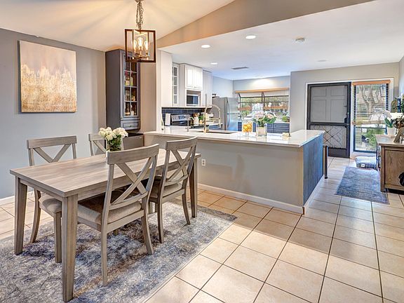 5th image of 4331 Palm Forest Dr N #4331