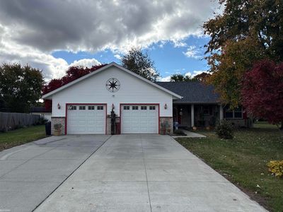 3365 Sapphire Ln, Fort Gratiot, MI, 48059