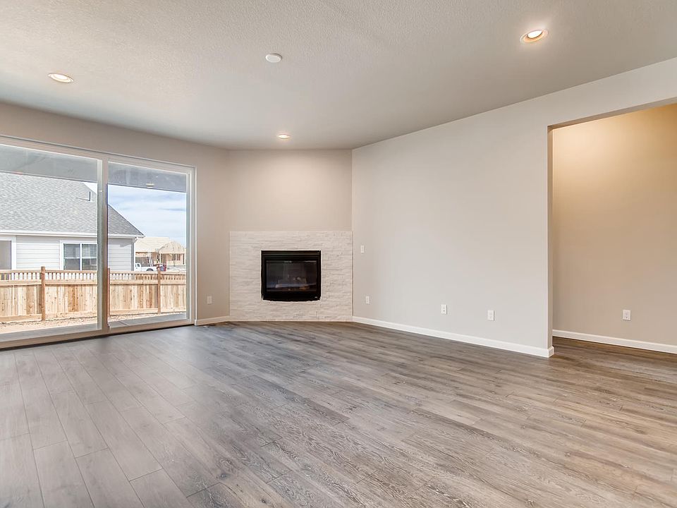 2nd image of 1015 W Hopkins Dr