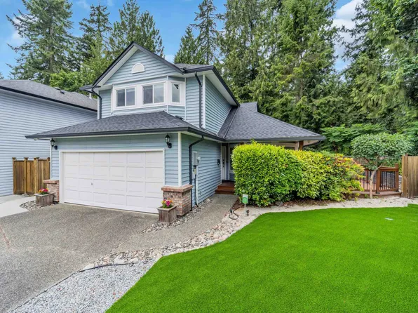 1318 McLellan Dr, Coquitlam, BC V3E 2K3