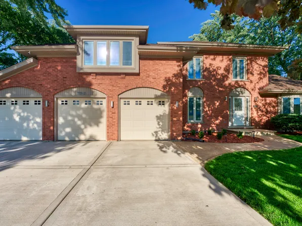 7215 Main St, Downers Grove, IL 60516