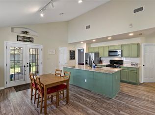 2113 Echols St, Bryan, TX 77801