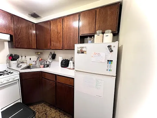 Rented by Oxford Property Group | media 13