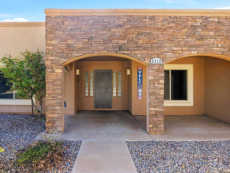 4212 S Hackberry Dr — Photo 3