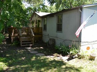 811 Monroe St, Lyndon, KS 66451