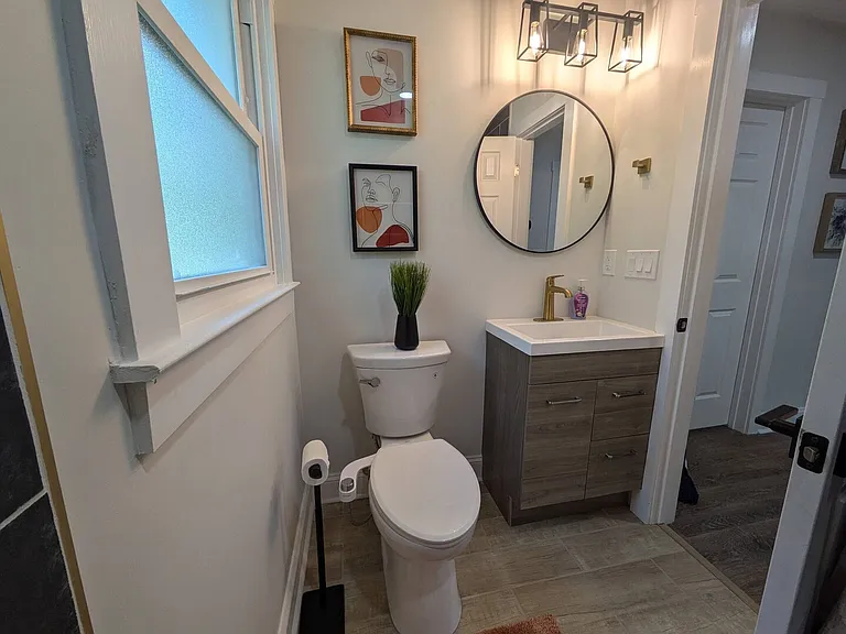 Malone Dr NW — Photo 96