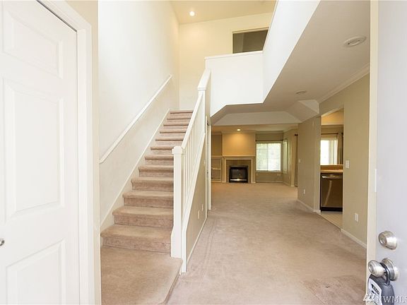 2nd image of 9230 159th Pl NE #203
