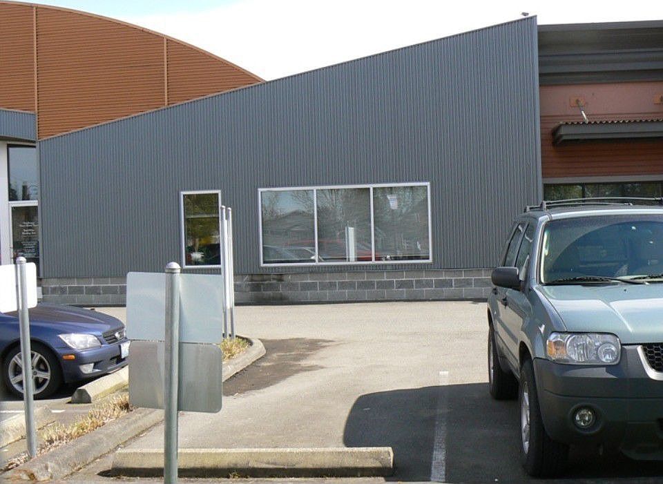 1st image of 118 N Lewis St Ste 110