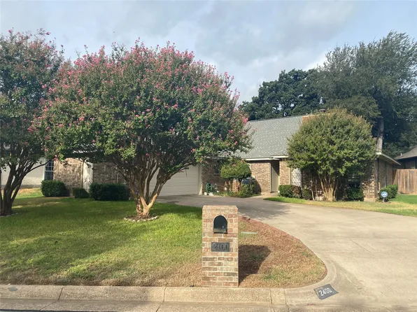 2400 Cross Timbers Trl, Arlington, TX 76006