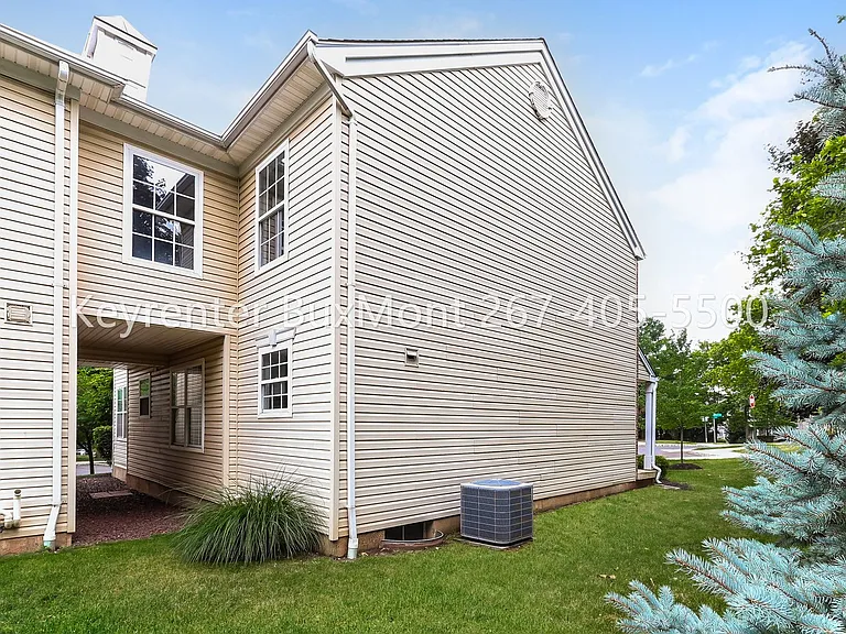 3900 Captain Molly Cir — Photo 14