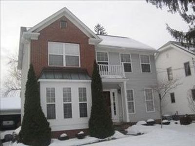1650 17th St, Cuyahoga Falls, OH, 44223