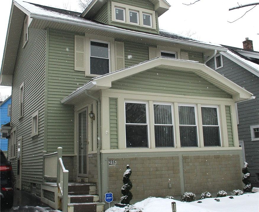 1st image of 235 Ernst St