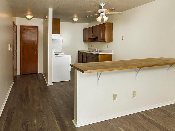 Living room to kitchen