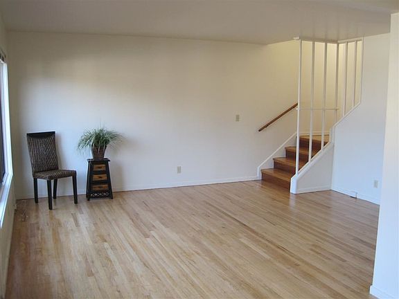 5th image of 1526 Pershing Dr APT D