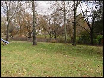 2nd image of 302 Bagwell Rd