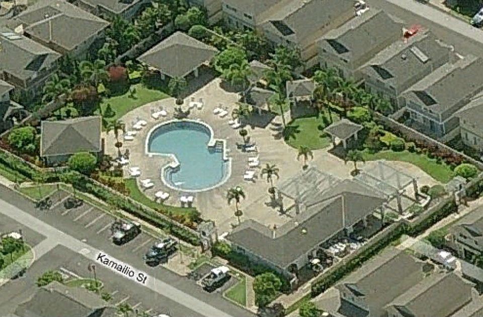 Community pool