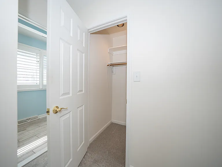 116 Montrose Ave #H — Photo 26