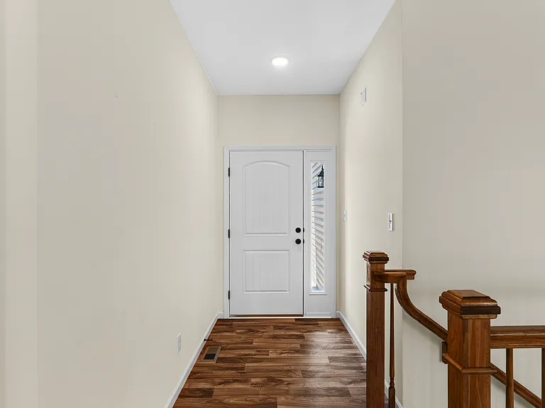 297 Osprey Ct — Photo 8