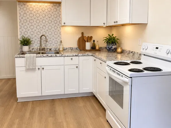 105 E 10th St #A, Loveland, CO 80537
