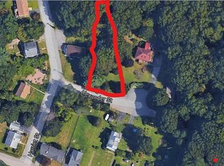 6 Alexander St, Norwich, CT 06360