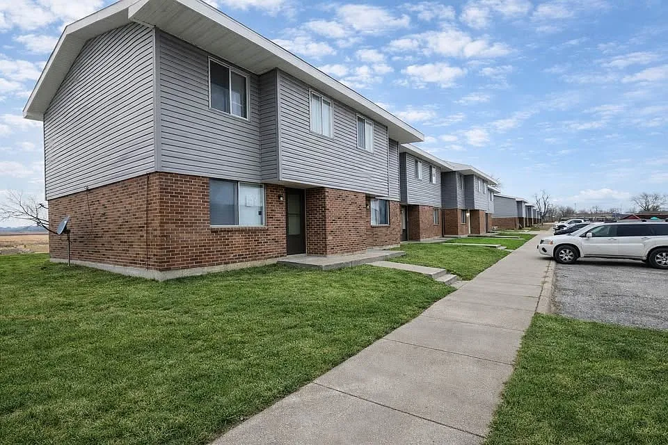 Titan Pointe Apartments