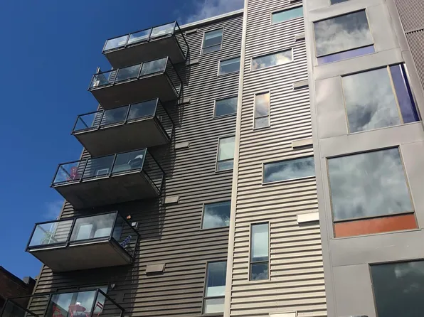 156 Front St NE #240, Salem, OR 97301