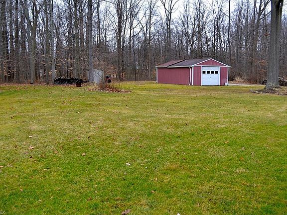 3rd image of 8112 Rushwood Ln