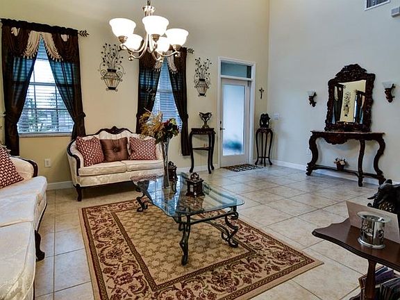 3rd image of 10622 Blue Coral Ln
