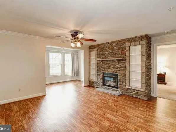 8303 Bluebird Way APT A, Lorton, VA 22079