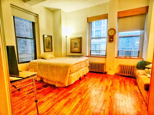 Rented by Corcoran | media 8