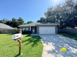 416 Little John Rd, Mary Esther, FL 32569