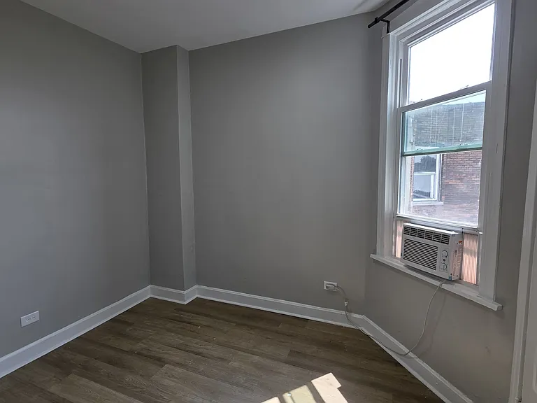 3822 W Congress Pkwy #2 — Photo 6