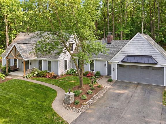 3rd image of 1306 E Cedar Canyons Rd