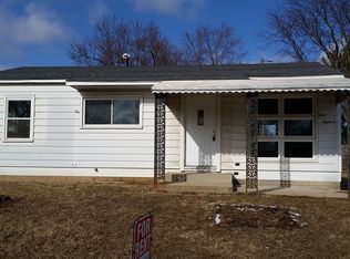 318 Delcourt Dr, Springfield, OH 45506