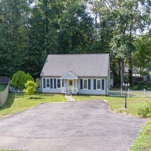 8406 Den Bark Dr, North Chesterfield, VA, 23235