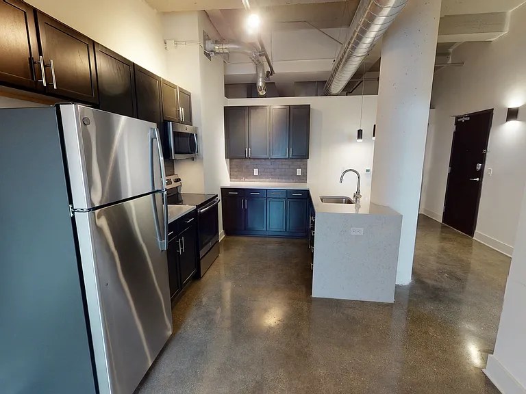 Maxwell Lofts — Photo 69