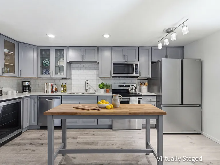 2626 E Madison St #1 — Photo 12