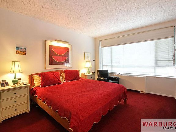 5th image of 190 E 72nd St APT 2A