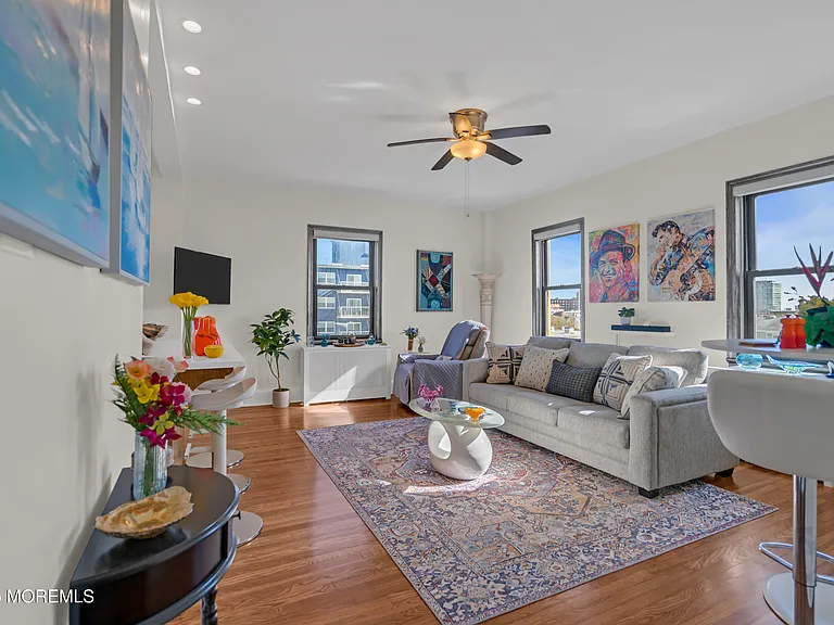 400 Deal Lake Dr #4D — Photo 5