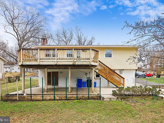 2nd image of 808 Johnson Ave