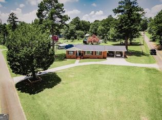 135 Archer Pond Smith Rd, Adrian, GA 31002