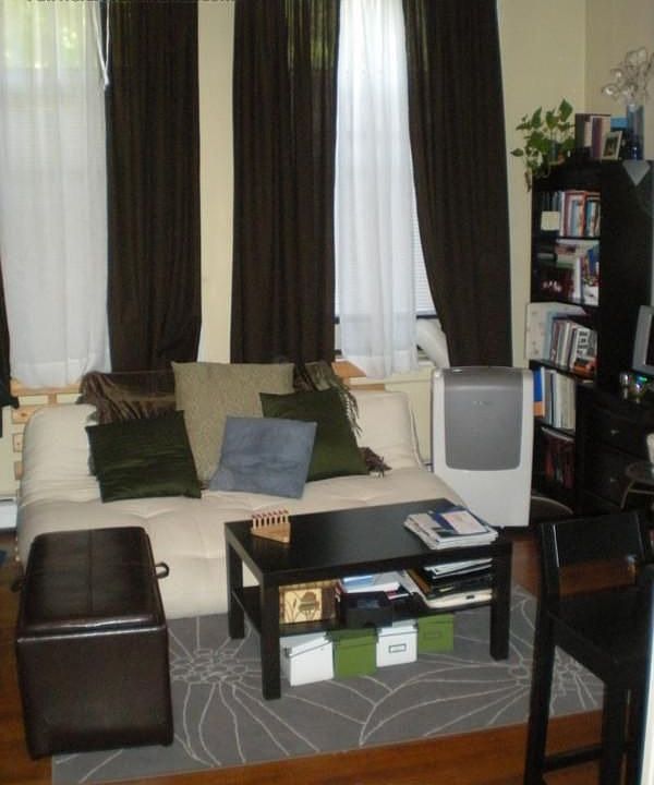 2nd image of 87 Marlborough St APT 1F