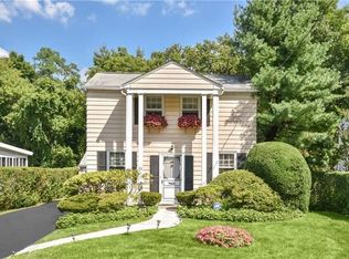 122 Beverly Rd, White Plains, NY 10605