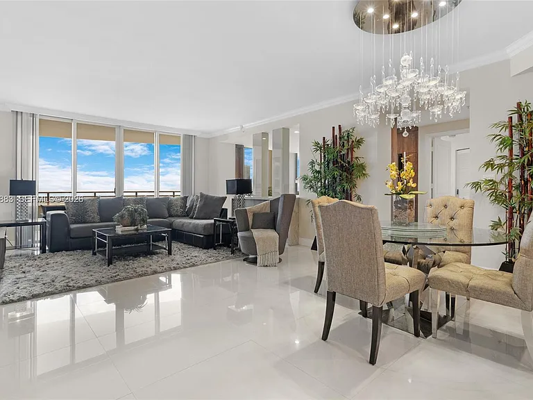 848 Brickell Key Dr #3905 — Photo 1