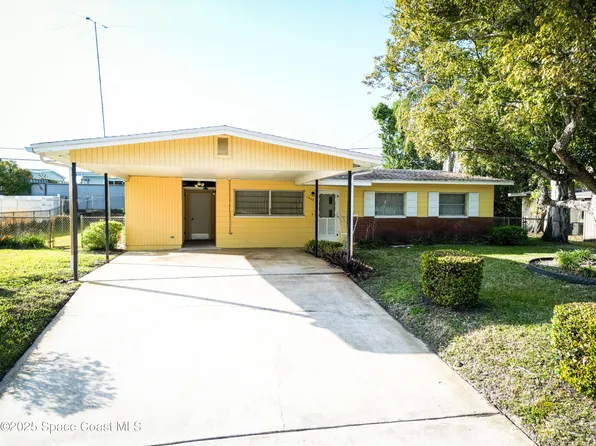 1640 Country Ln, Titusville, FL 32780