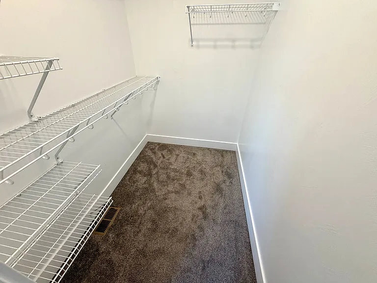 3267 Cabernet Dr. — Photo 20