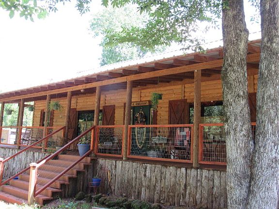 3rd image of 1121 An County Rd #151