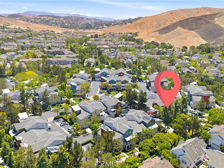15 Platinum Cir — Photo 31
