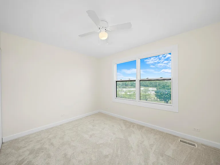 9771 W 143rd St — Photo 38