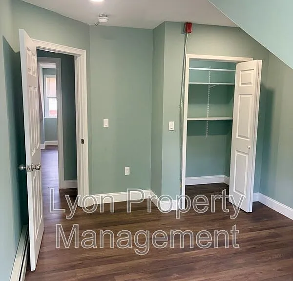 1 Grant Ave #2R — Photo 17